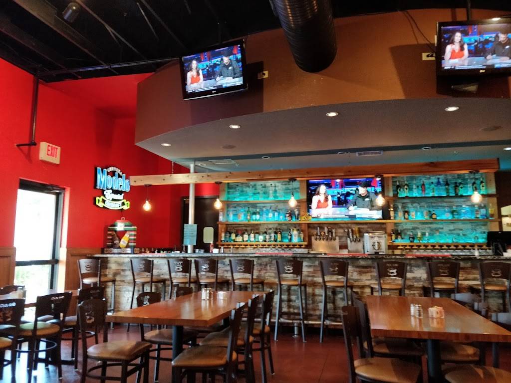 La Fuente Mexican Restaurant | restaurant | 1255 NE Douglas St, Lees Summit, MO 64086, USA | 8165244666 OR +1 816-524-4666