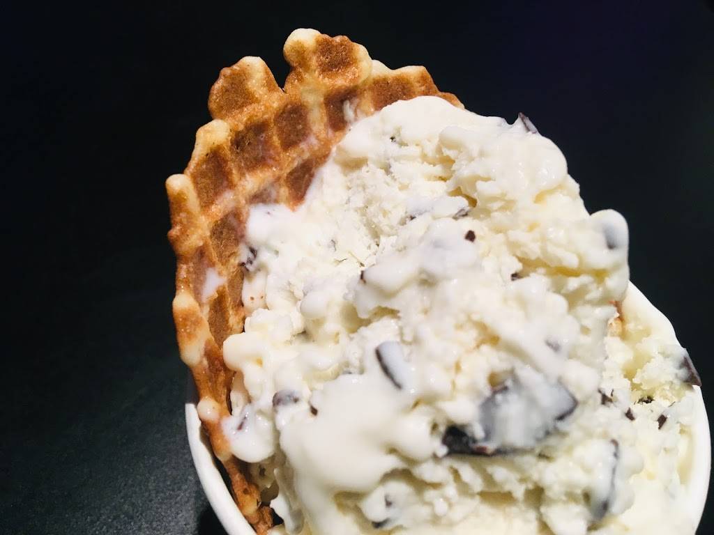 Sub Zero Nitrogen Ice Cream | restaurant | 1002 Logan Blvd #116, Altoona, PA 16602, USA | 8142012524 OR +1 814-201-2524