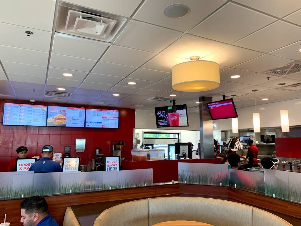 Wendys | restaurant | 14801 E Colonial Dr, Orlando, FL 32826, USA | 4072490111 OR +1 407-249-0111