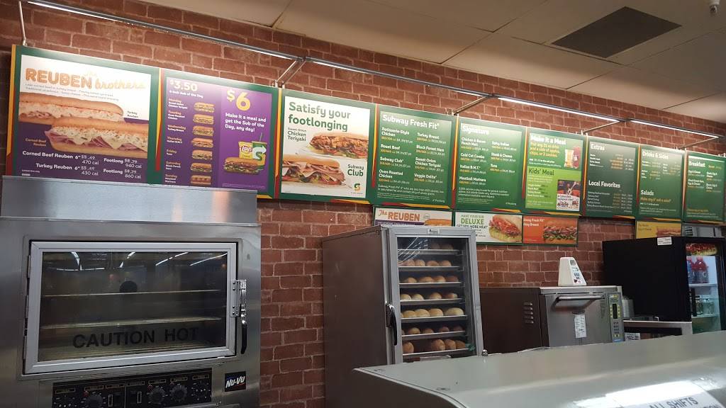 Subway Restaurants | restaurant | 1580 Branding Blvd, Branon Field-Chaffee Road, Middleburg, FL 32068, USA | 9045899967 OR +1 904-589-9967