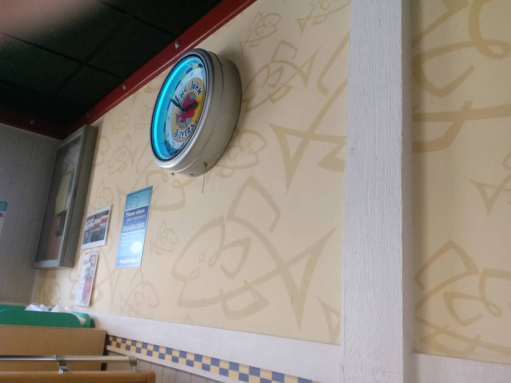 Long John Silvers | restaurant | 225 W 30th St, Connersville, IN 47331, USA | 7658259222 OR +1 765-825-9222