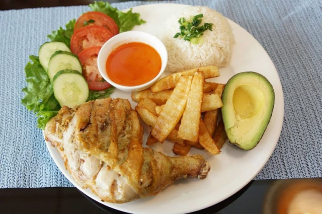 Phorever Sterling | restaurant | 47100 Community Plaza #124, Sterling, VA 20164, USA | 7034339476 OR +1 703-433-9476