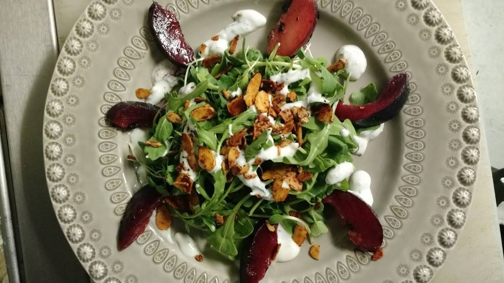 The Palisades Restaurant | restaurant | 168 Village St, Eggleston, VA 24086, USA | 5406262828 OR +1 540-626-2828