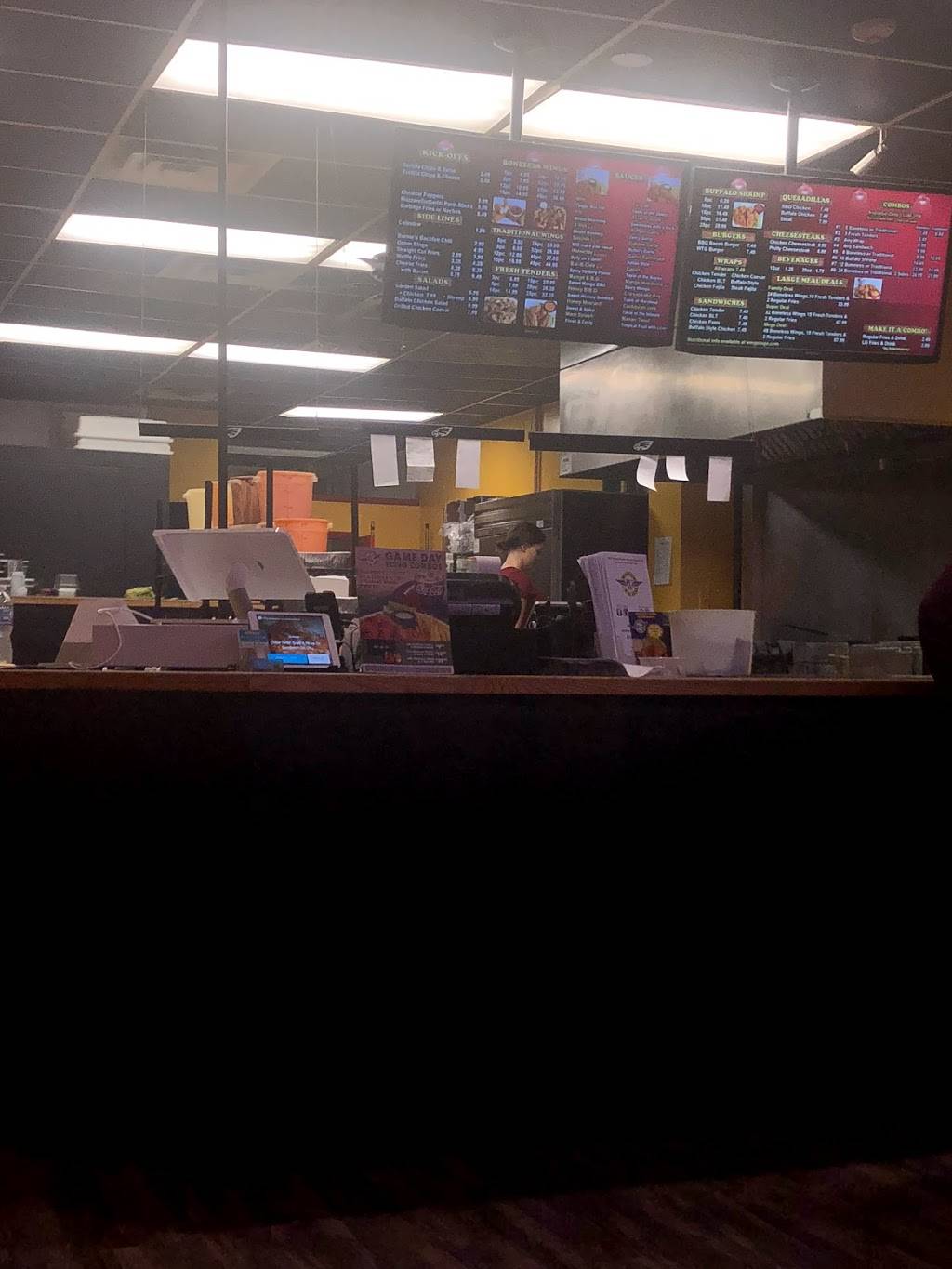 Wings To Go | restaurant | 547 E Gay St, West Chester, PA 19380, USA | 6103447800 OR +1 610-344-7800