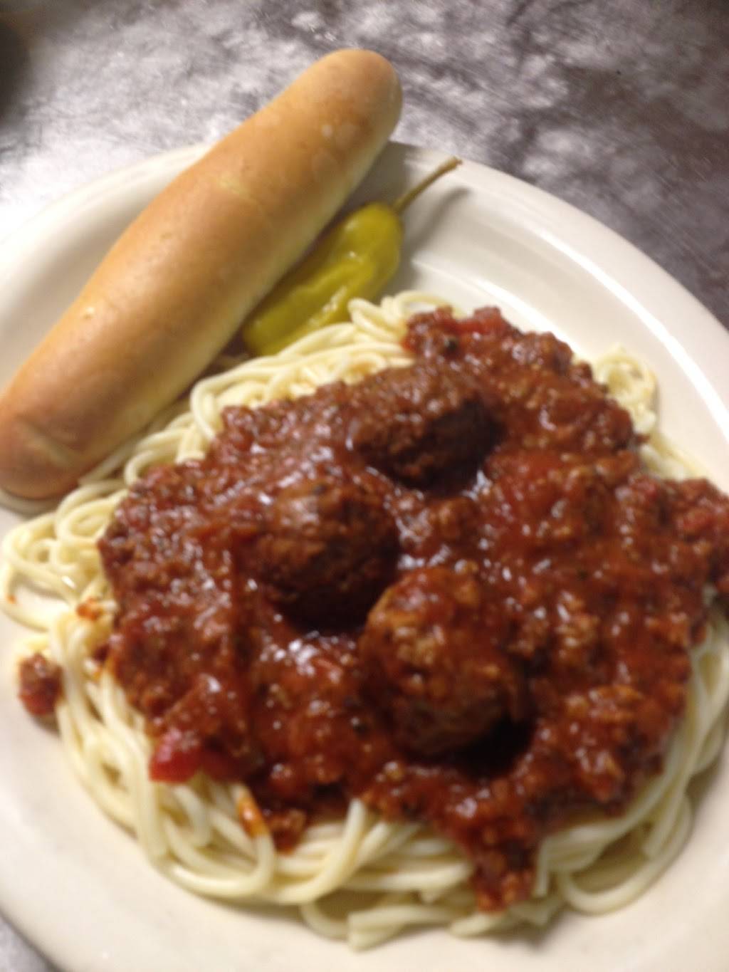 Old Town Grille | restaurant | 50 River Run Rd, Childersburg, AL 35044, USA | 2563785022 OR +1 256-378-5022