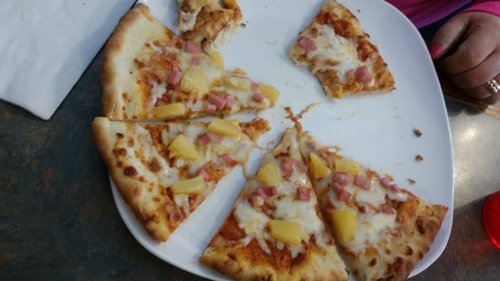 J&J FAMILY RESTAURANT LLC | restaurant | 815 Worcester Rd, Barre, MA 01005, USA | 9783552122 OR +1 978-355-2122