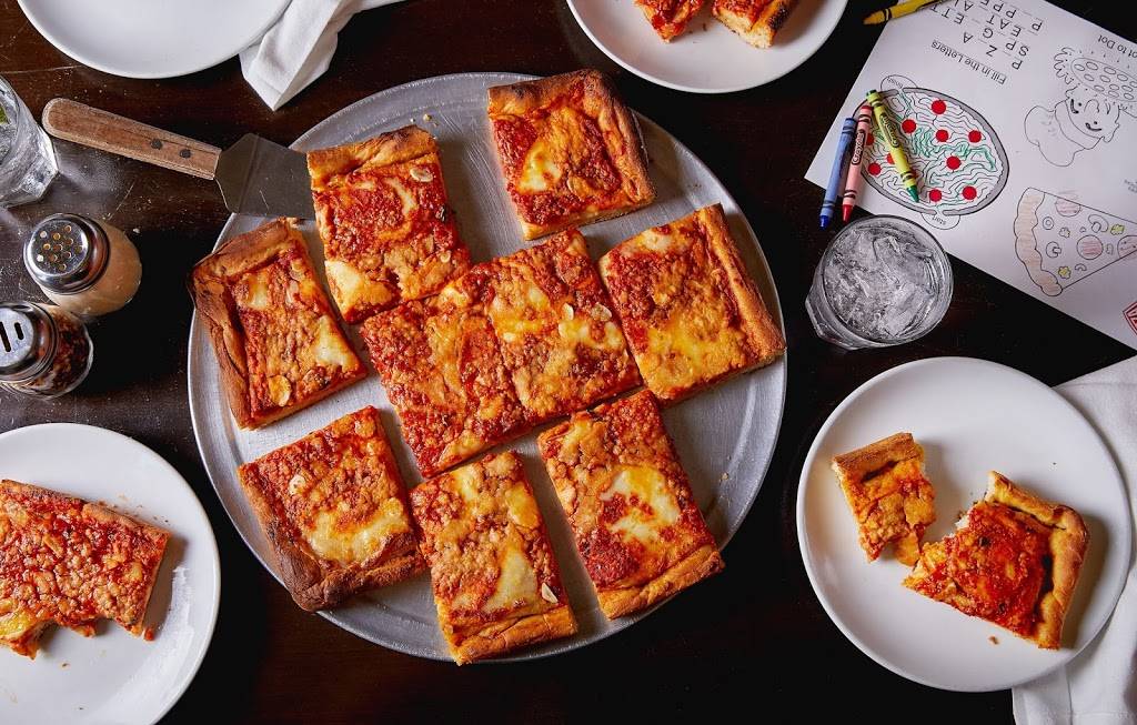 New York City Pizza | restaurant | 45 Pembroke Dr #105, Hilton Head Island, SC 29926, USA | 8436892229 OR +1 843-689-2229