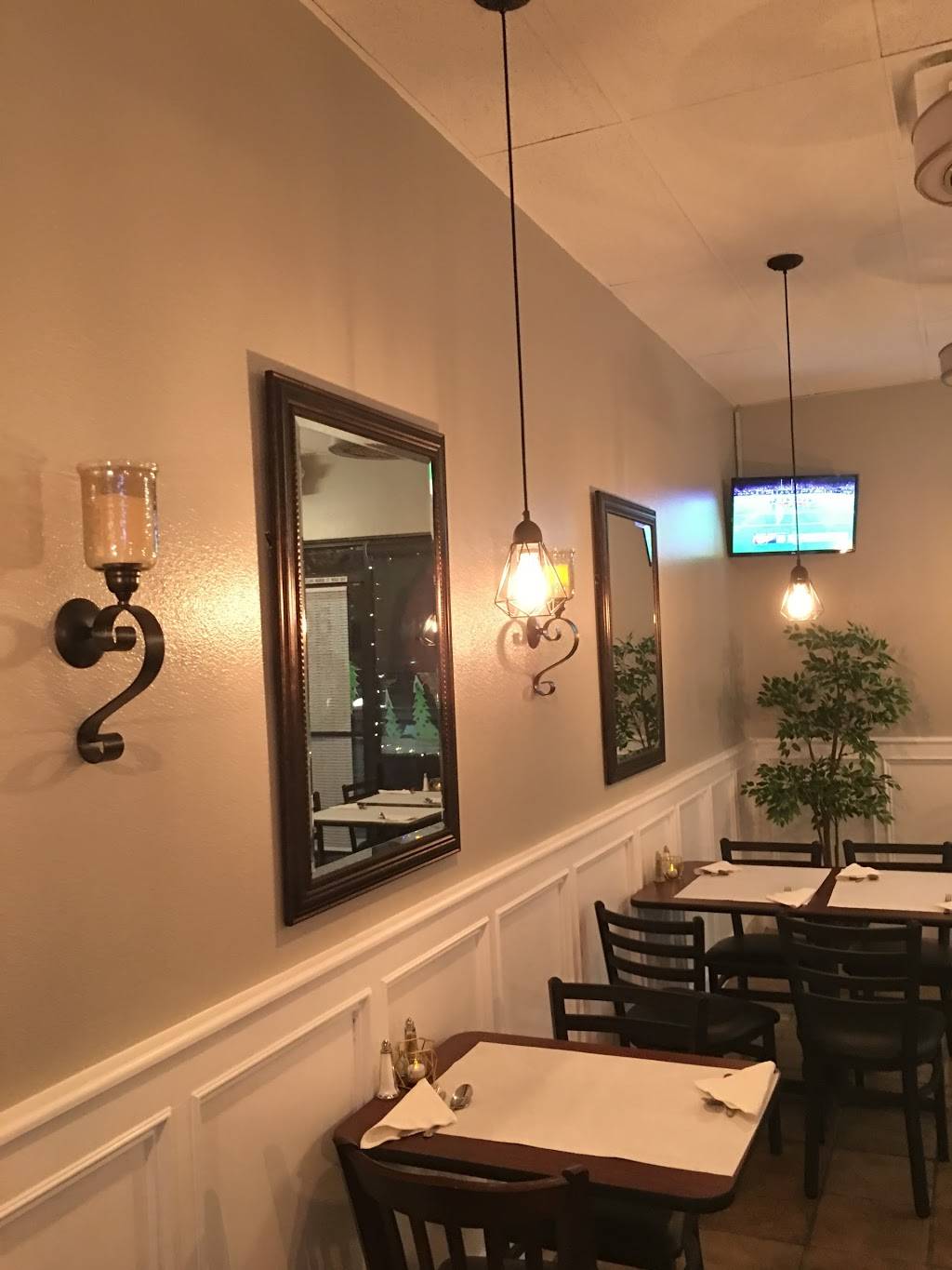 A*Mano Pizza & Italian Cuisine | restaurant | 5601 N Tenaya Way #106, Las Vegas, NV 89130, USA | 7024645090 OR +1 702-464-5090