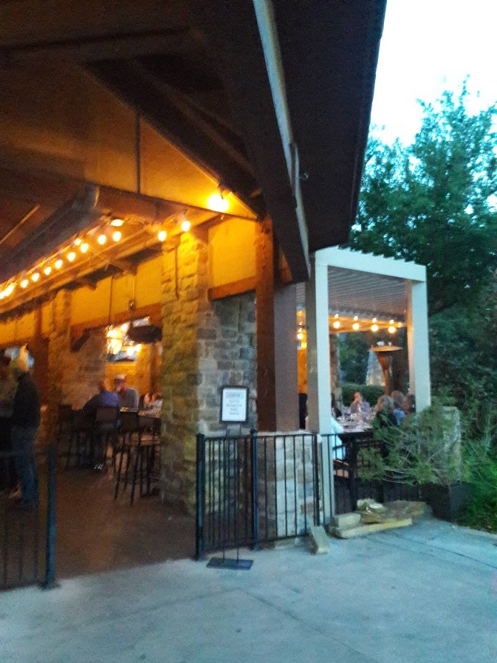 The Fifth: Fireside Patio and Bar | restaurant | 2701 Custer Pkwy Ste 700, Richardson, TX 75080, USA | 2147580777 OR +1 214-758-0777