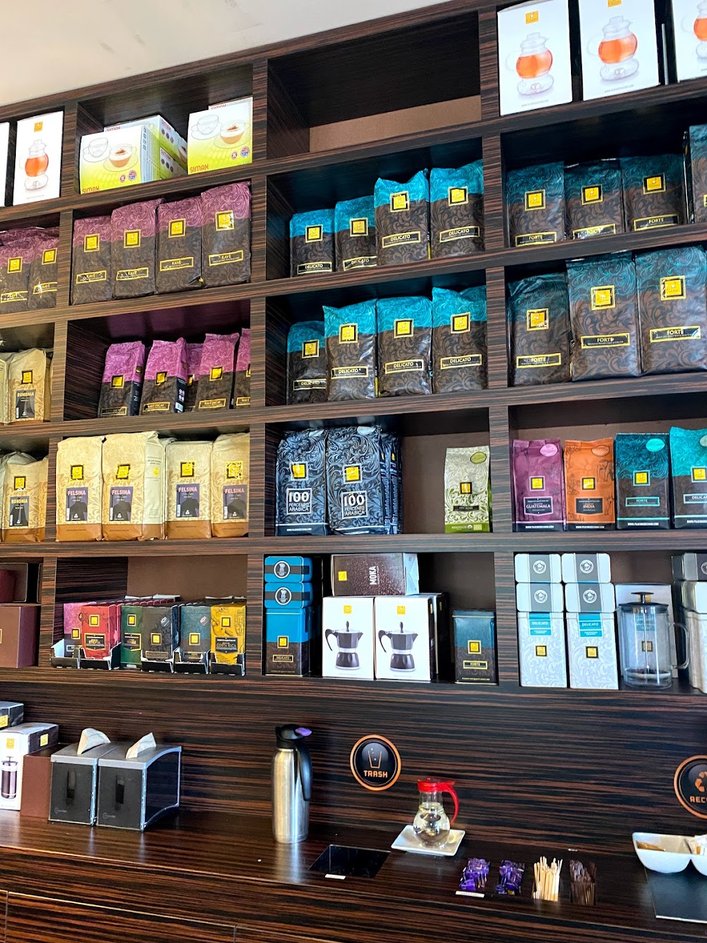 Filicori Zecchini | cafe | 12430 Park Potomac Avenue R-3, Potomac, MD 20854, USA | 3014444417 OR +1 301-444-4417