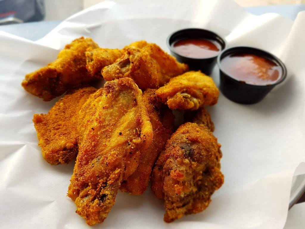 WingBurger | restaurant | 1733 Eglinton Ave E, North York, ON M4A 1J8, Canada | 6479519110 OR +1 647-951-9110