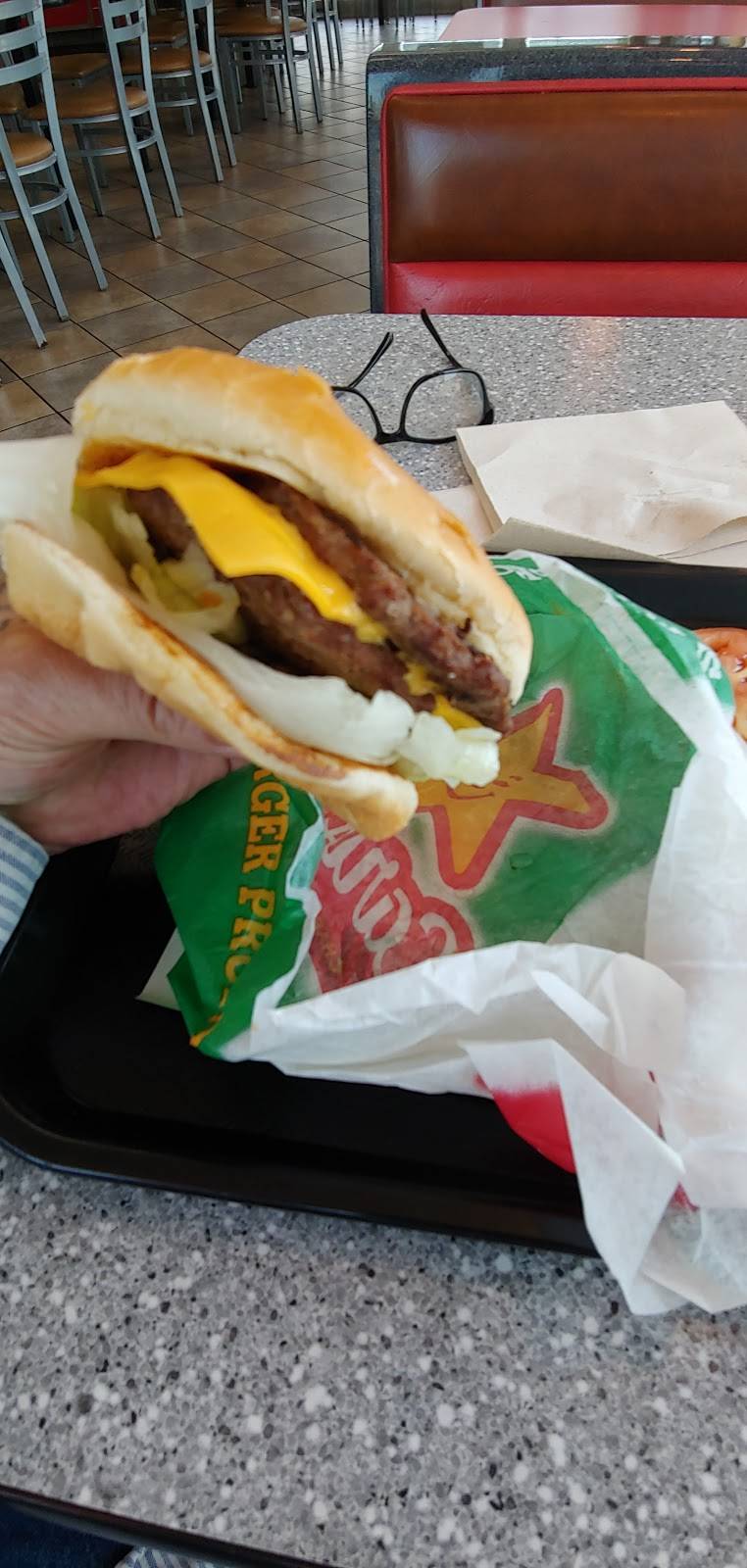 Carls Jr. | restaurant | 6601 Lankershim Blvd, North Hollywood, CA 91606, USA | 8187594708 OR +1 818-759-4708