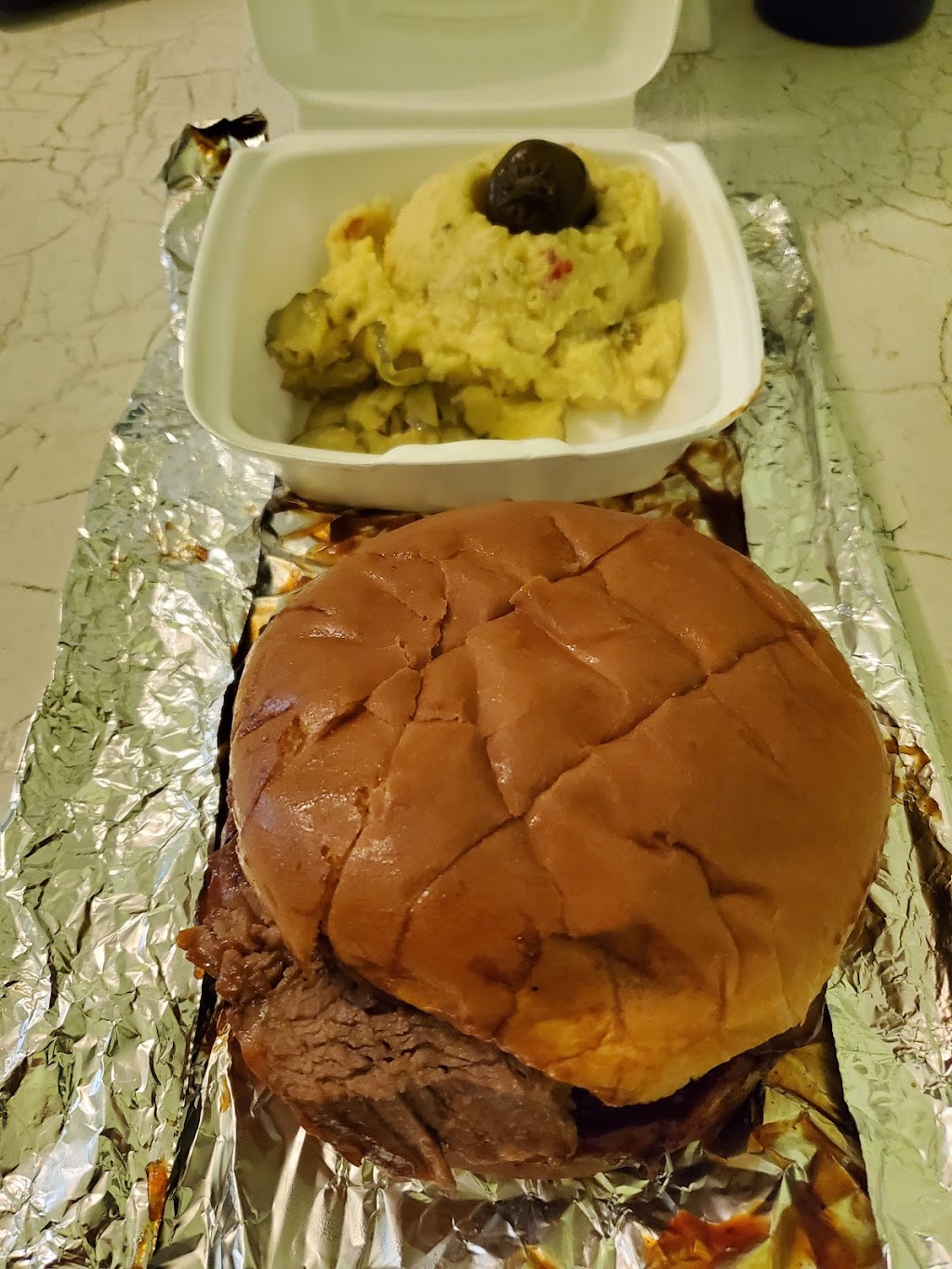 Billys Old Fashion Barbecue | restaurant | 1601 N Main St, Jasper, TX 75951, USA | 4093848384 OR +1 409-384-8384