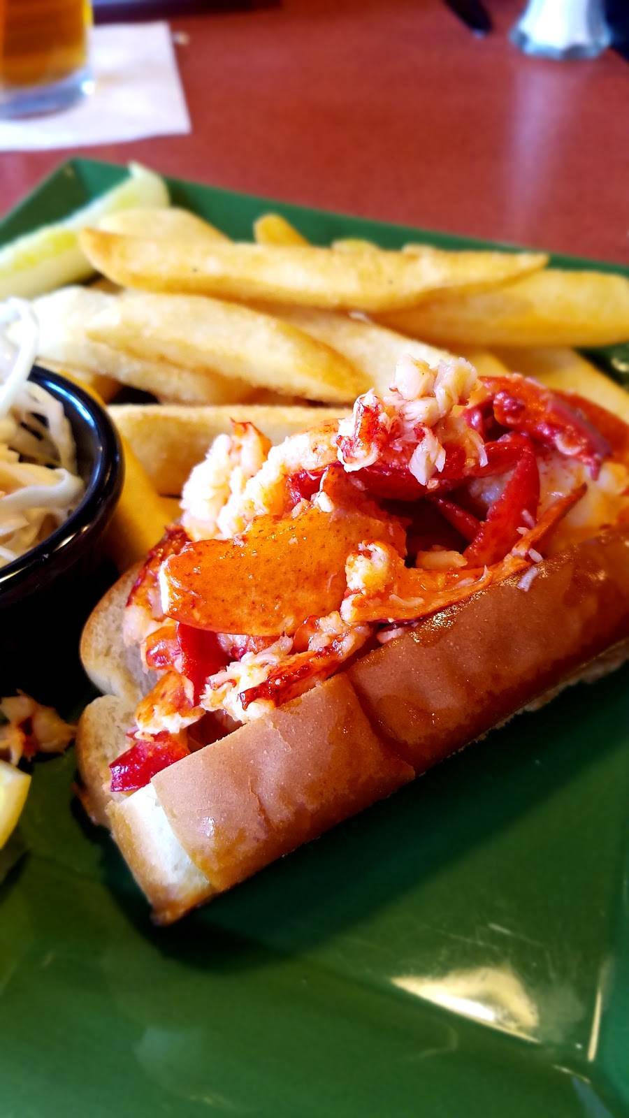 Union Street Tavern | restaurant | 20 Union St, Windsor, CT 06095, USA | 8606832899 OR +1 860-683-2899