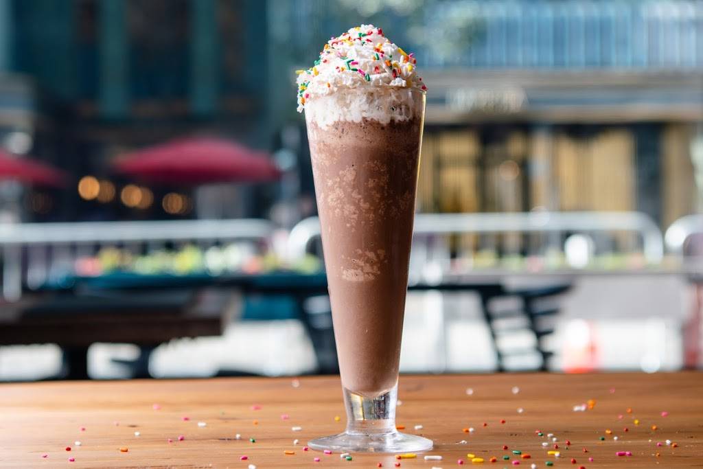 Umami Burger | restaurant | 525 Broadway, Santa Monica, CA 90401, USA | 3104511300 OR +1 310-451-1300