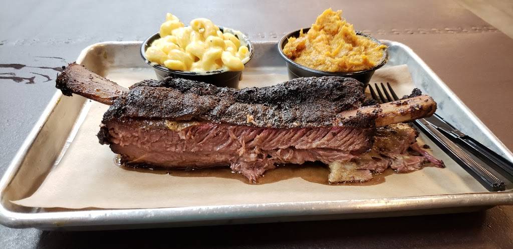 Bears Smokehouse Barbecue | restaurant | 2152 Poquonock Ave, Windsor, CT 06095, USA | 8607858772 OR +1 860-785-8772