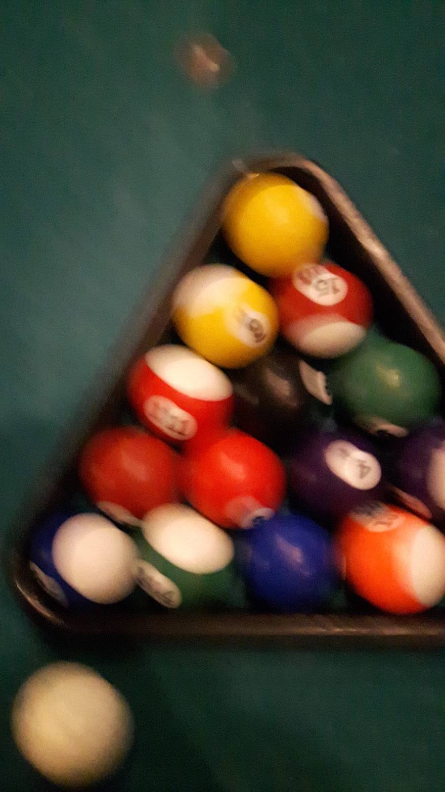 Fox & Fiddle | restaurant | 1085 St Clair Ave W, Toronto, ON M6E 1A8, Canada | 4166573691 OR +1 416-657-3691