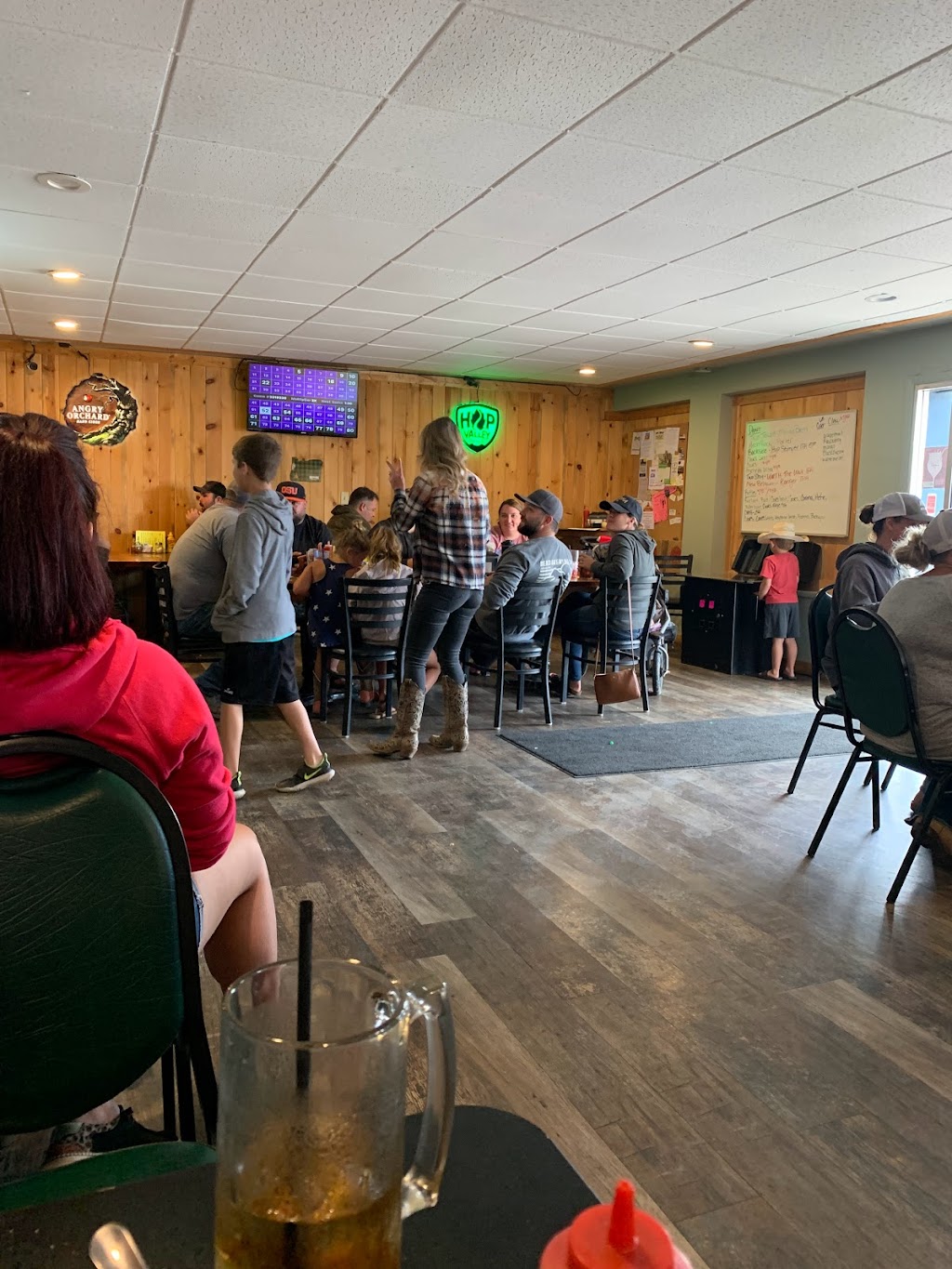 Spruce Street Bar & Grill | restaurant | 630 Spruce St, Myrtle Point, OR 97458, USA | 5415724309 OR +1 541-572-4309