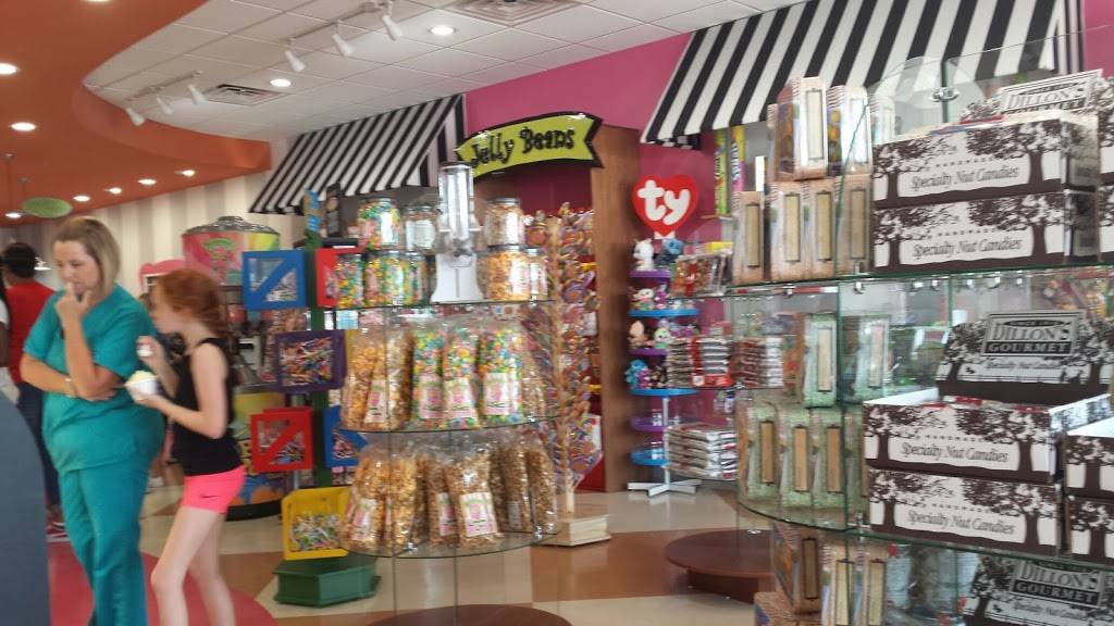 ScoopS | restaurant | 109 SW Broad St, Lyons, GA 30436, USA | 9124033165 OR +1 912-403-3165