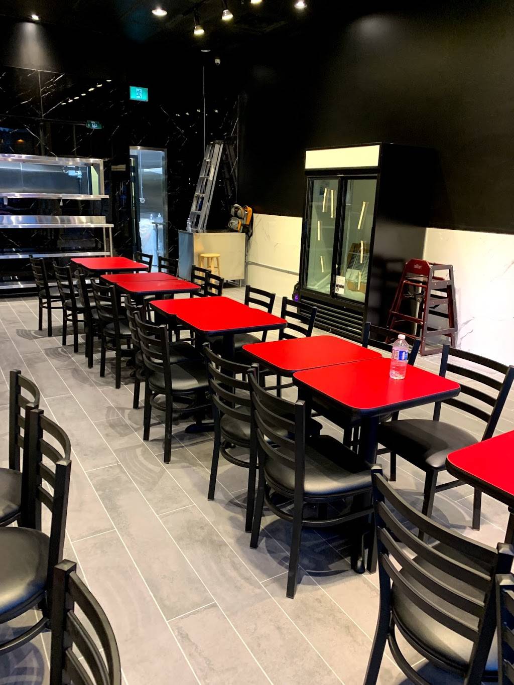 Top Gun Burger | restaurant | 16 Vogell Rd Unit 3, Richmond Hill, ON L4B 3K4, Canada | 9052377777 OR +1 905-237-7777