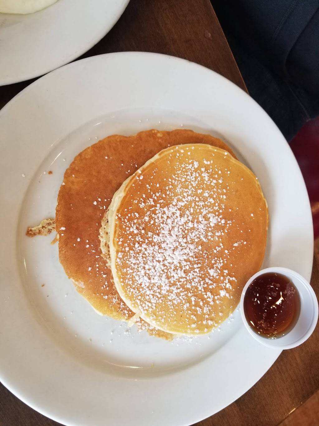 Brasserie Tenafly | restaurant | 4 Washington St, Tenafly, NJ 07670, USA | 2012666400 OR +1 201-266-6400