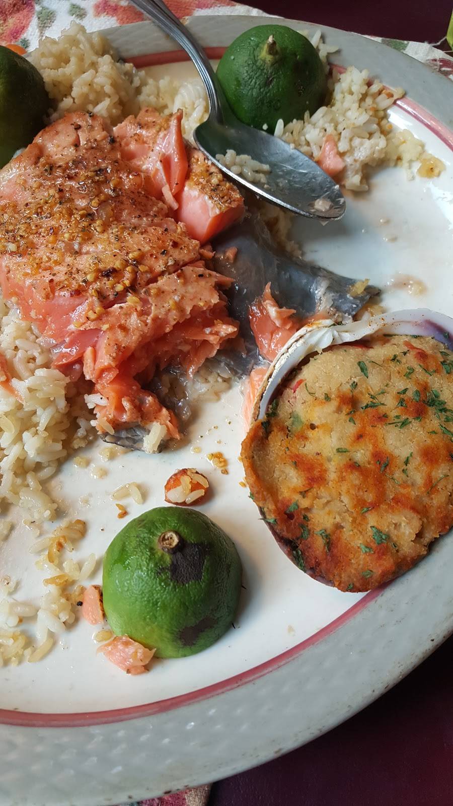 Bacaras Family Restaurant | restaurant | 329 Wheeler Ln, Jamestown, TN 38556, USA | 9318797121 OR +1 931-879-7121