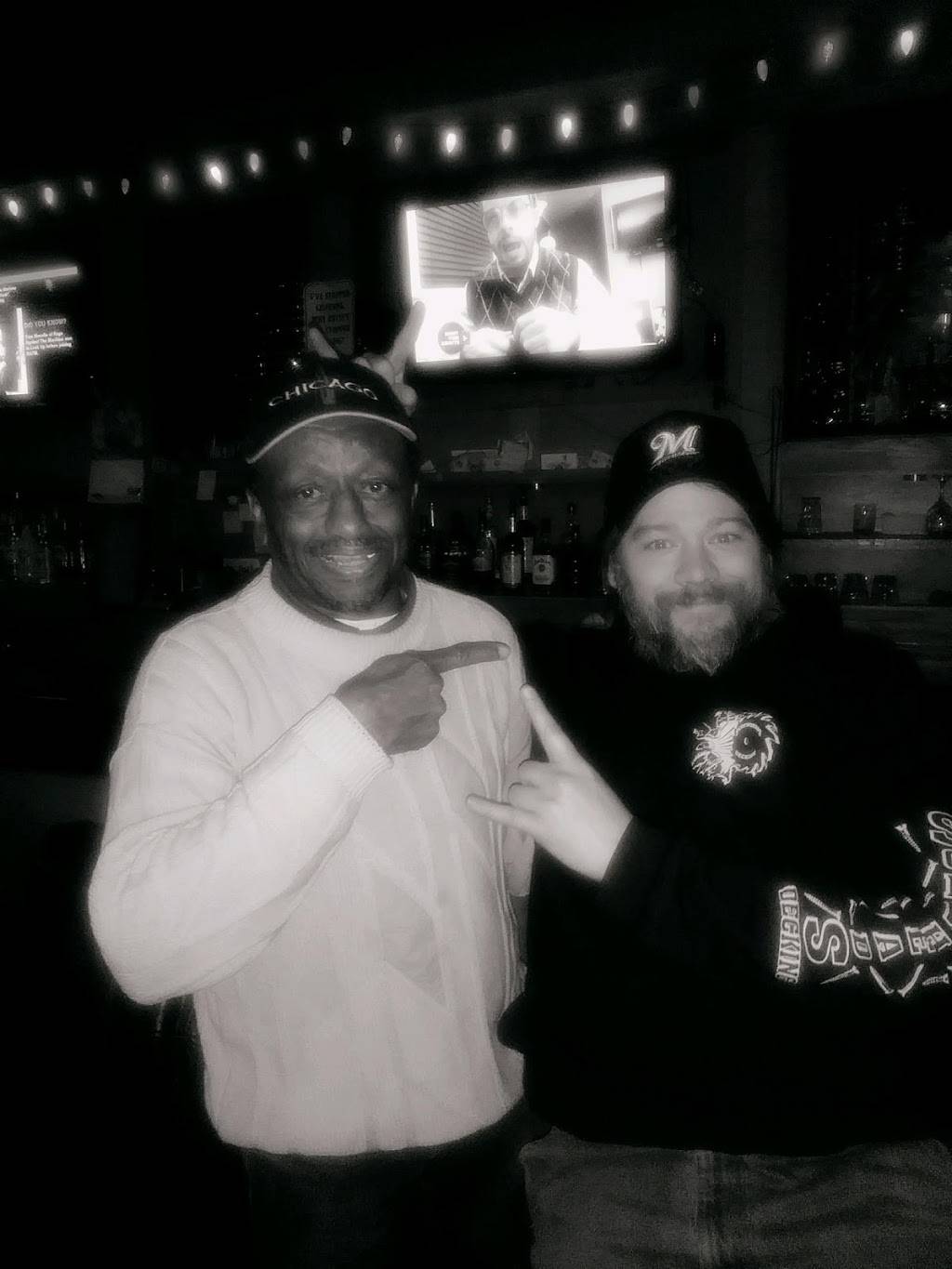 Interlude II Bar & Grill | restaurant | 514 57th St, Kenosha, WI 53140, USA | 2626538355 OR +1 262-653-8355