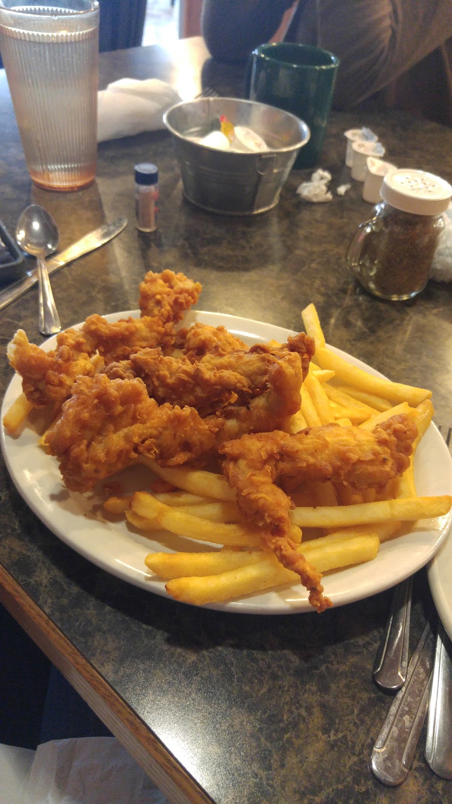 The Egg Factory | restaurant | 16011 N Idaho Center Blvd, Nampa, ID 83687, USA | 2084750698 OR +1 208-475-0698