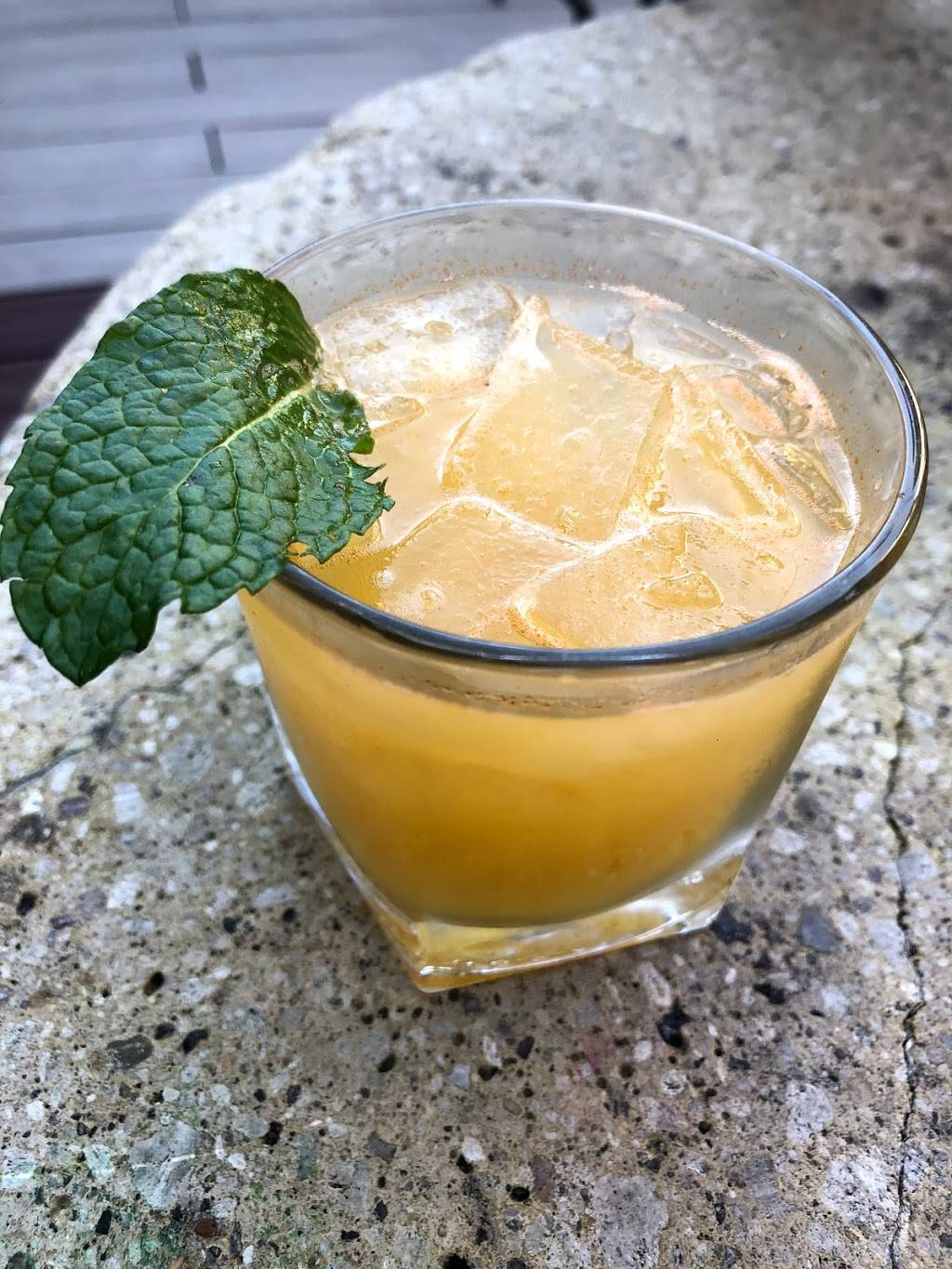 El Patio | restaurant | 2056 San Pablo Ave, Berkeley, CA 94702, USA | 5105482222 OR +1 510-548-2222