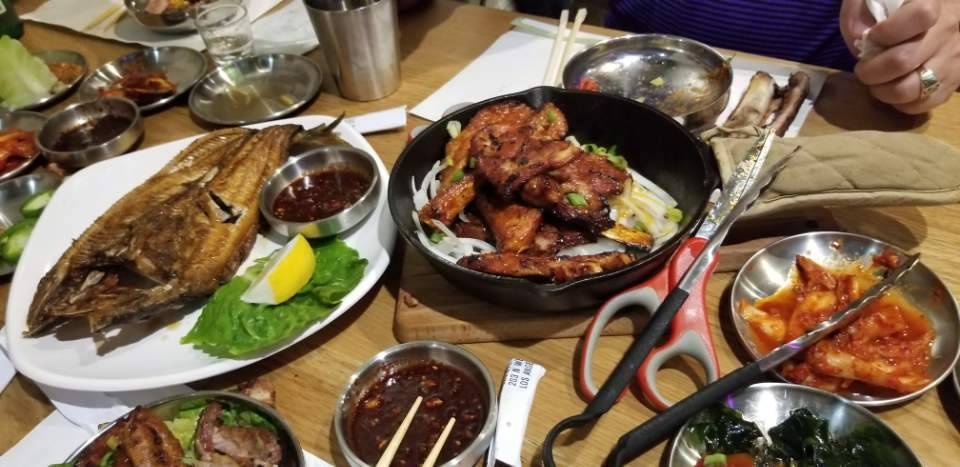 Seorae Village Pork BBQ | restaurant | 203 N Western Ave, Los Angeles, CA 90004, USA | 3233786948 OR +1 323-378-6948