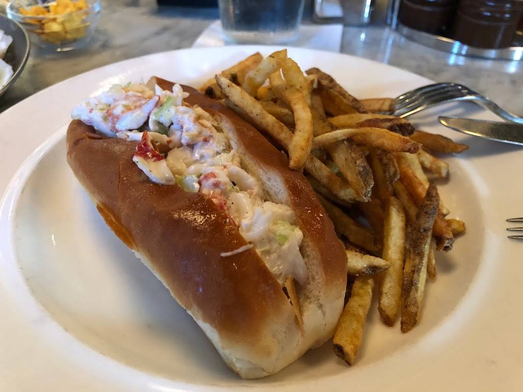 Hanks Oyster Bar | restaurant | 1026 King St, Alexandria, VA 22314, USA | 7037394265 OR +1 703-739-4265