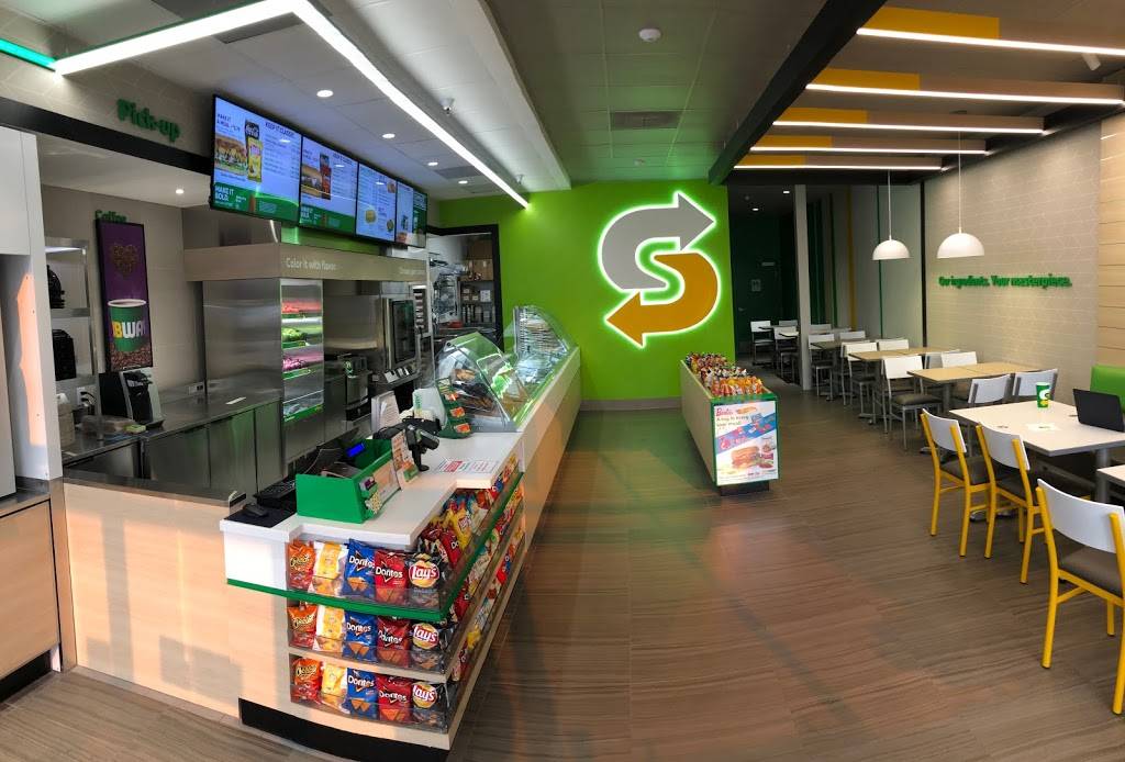 Subway | restaurant | 3345 Placer St t3, Redding, CA 96001, USA | 5303193925 OR +1 530-319-3925