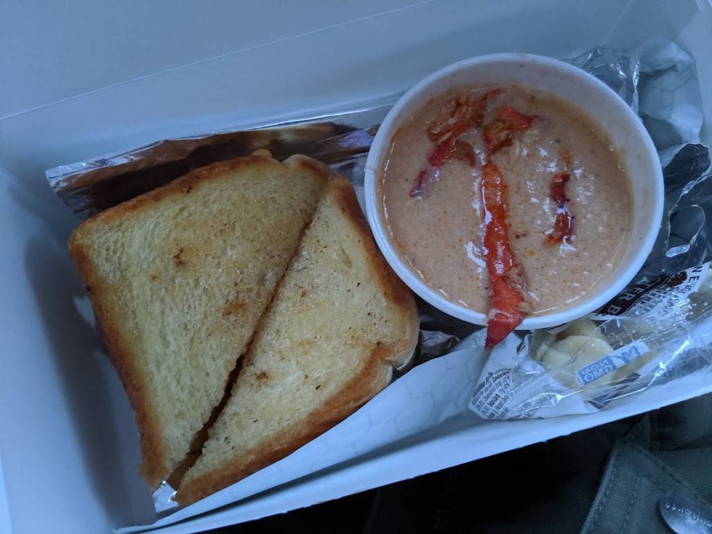 Plymouth Park and Eats | restaurant | 39411 Schoolcraft, Plymouth, MI 48170, USA | 7346673959 OR +1 734-667-3959