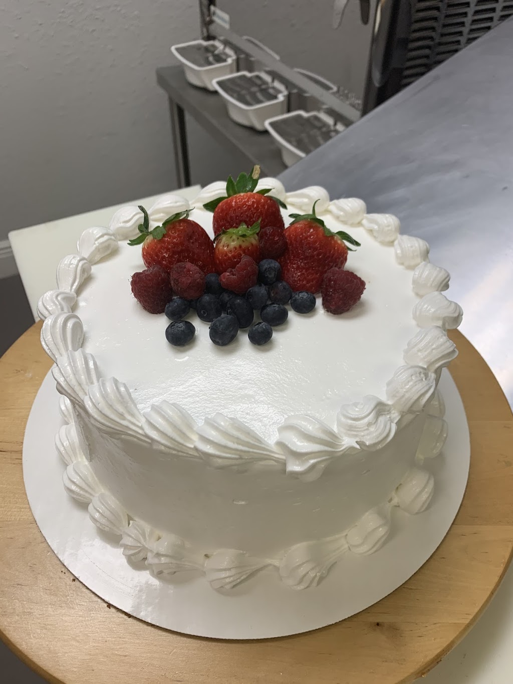 Madelyns bakery | restaurant | 904 W Waters Ave, Tampa, FL 33604, USA | 8132802026 OR +1 813-280-2026