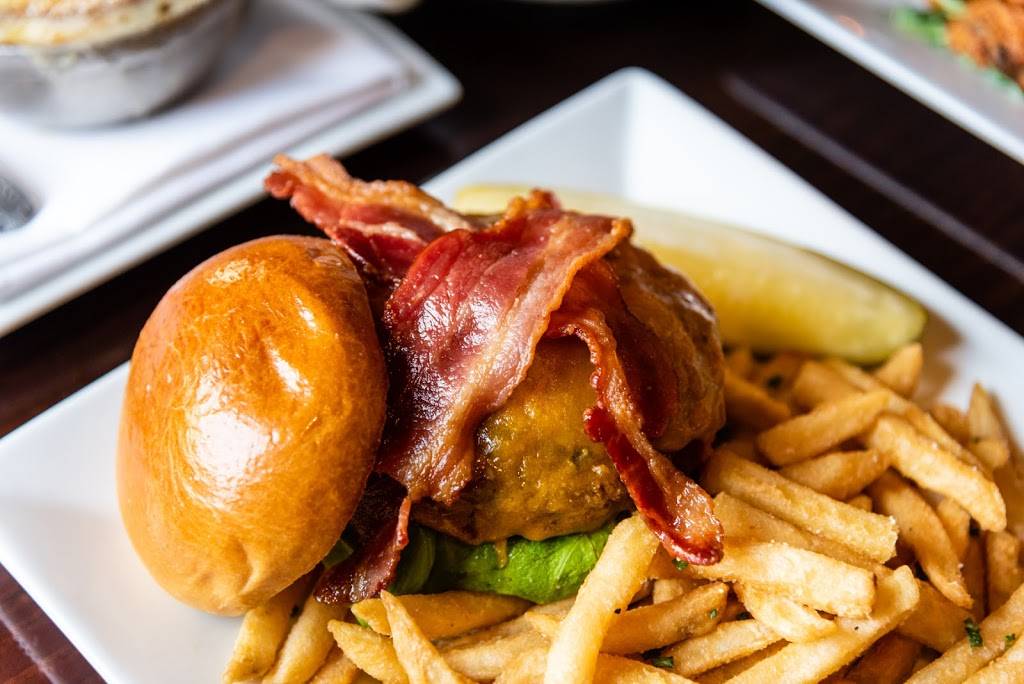 McCrossens Tavern | restaurant | 529 N 20th St, Philadelphia, PA 19130, USA | 2158540923 OR +1 215-854-0923