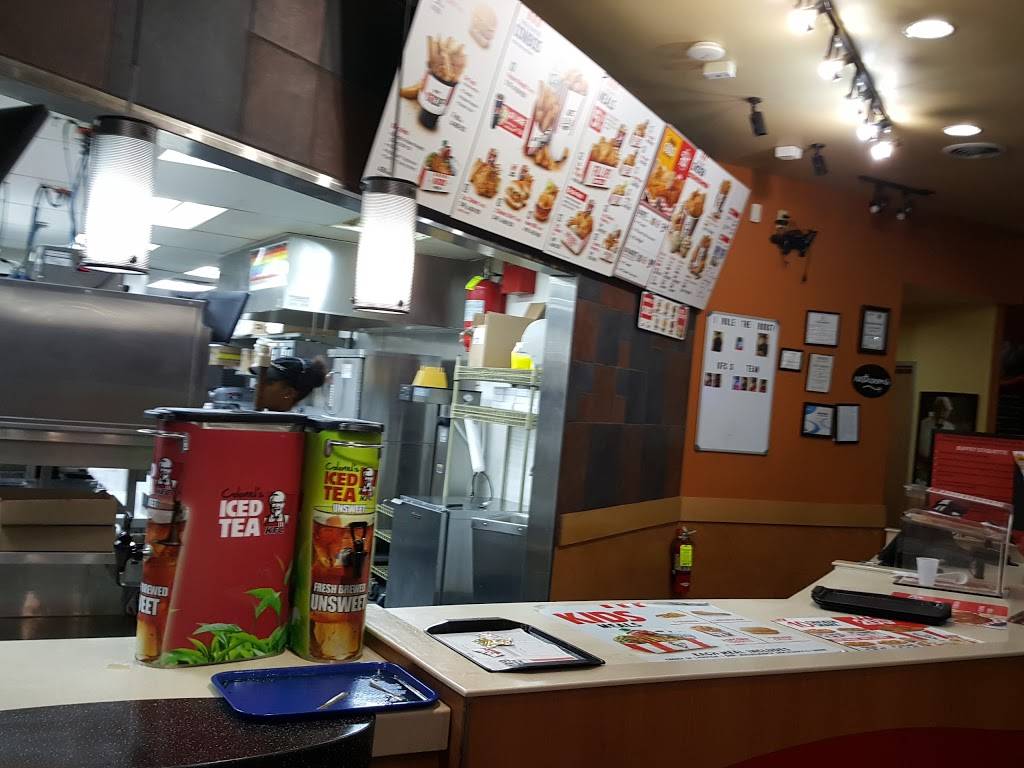 KFC | restaurant | 2620 McIngvale Rd Lot 1, Hernando, MS 38632, USA | 6624294850 OR +1 662-429-4850