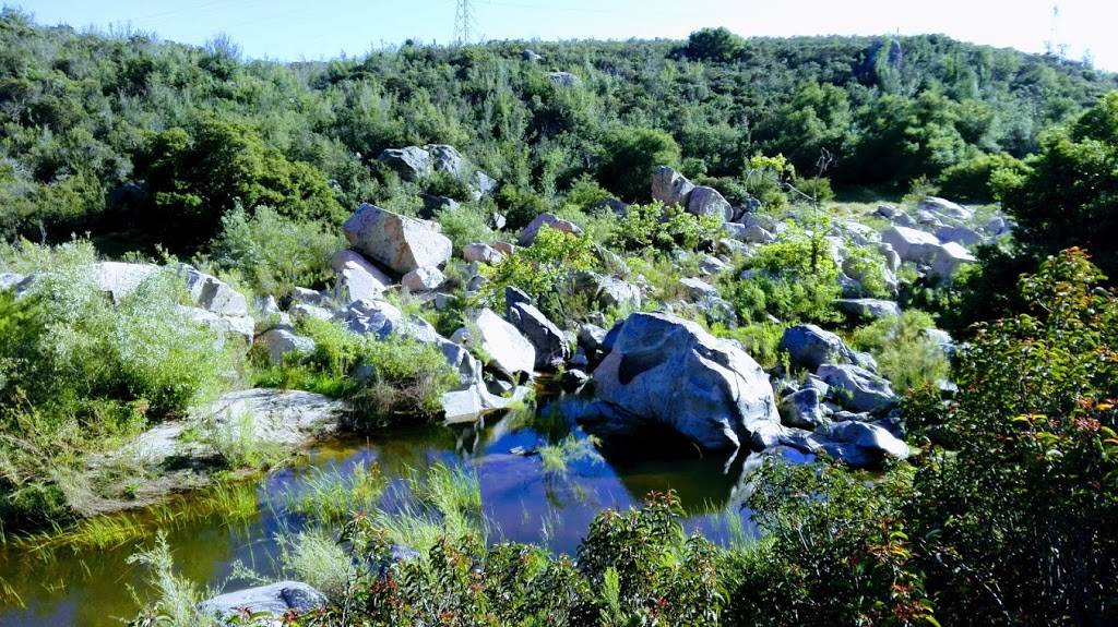 El Salto de Guadalupe | restaurant | México 1, Chapultepec, 22785 Ensenada, B.C., Mexico | 0446644077751 OR +52 1 664 407 7751