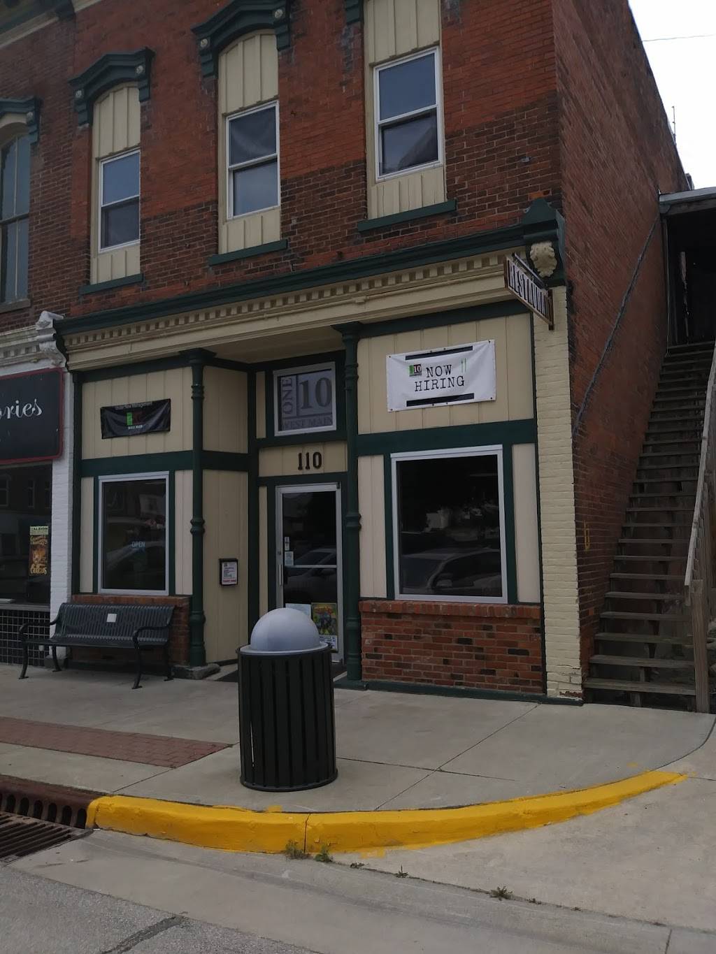 One10 West Main | restaurant | 110 W 300 N, Albion, IN 46701, USA | 2606368965 OR +1 260-636-8965