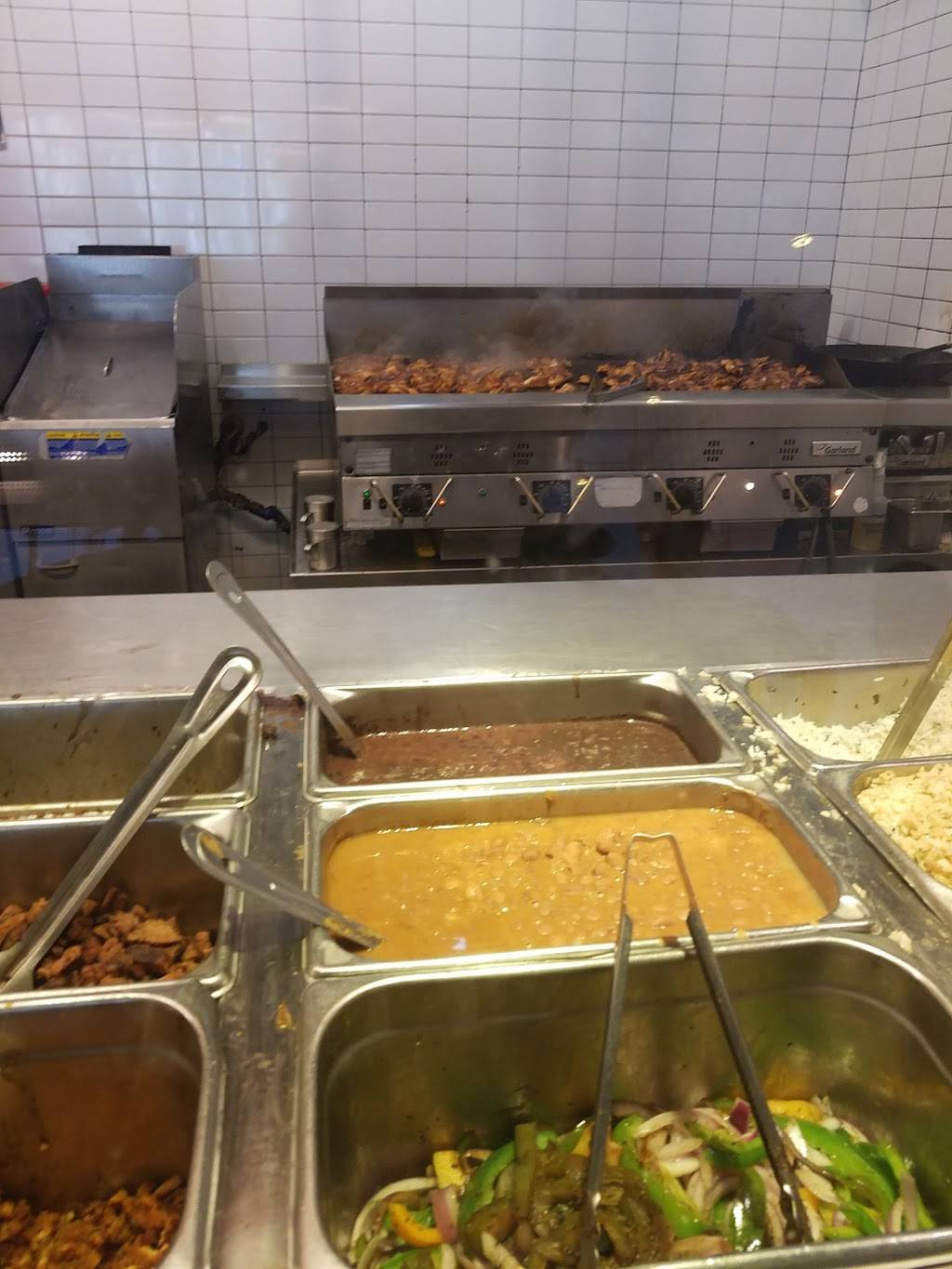 Chipotle Mexican Grill | restaurant | 1401 Oxford Rd NE, Atlanta, GA 30307, USA | 4048554990 OR +1 404-855-4990