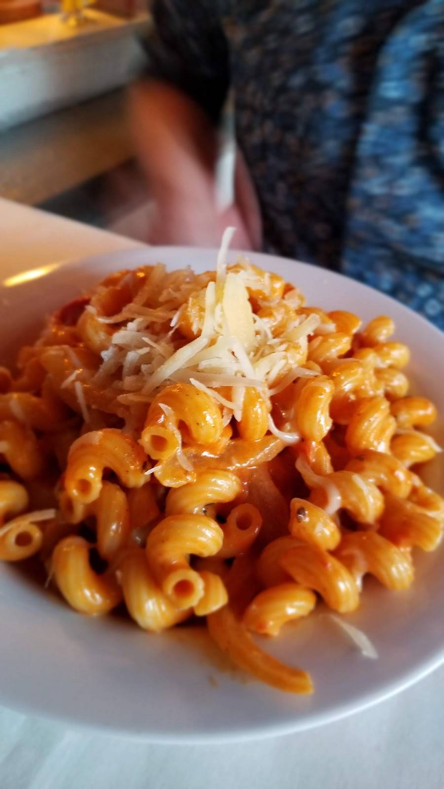 Landmark | restaurant | 2810, 28 E Grand Ave, Old Orchard Beach, ME 04064, USA | 2079340156 OR +1 207-934-0156