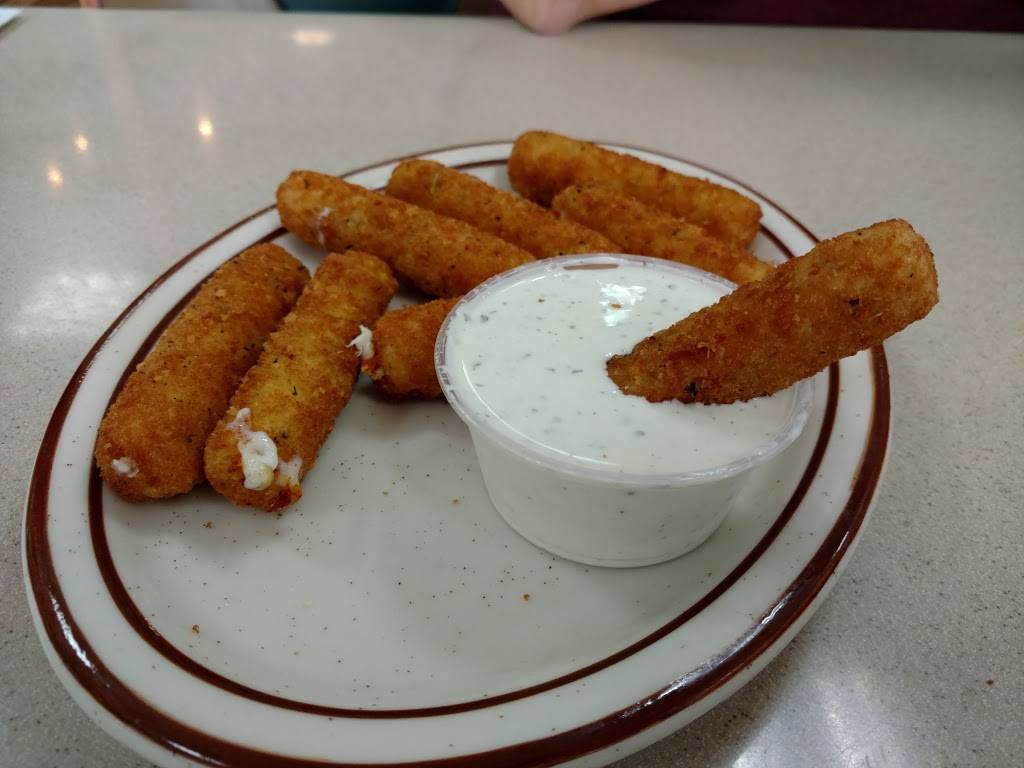 Leos Coney Island | restaurant | 4763 Haggerty Rd, West Bloomfield Township, MI 48323, USA | 2486692295 OR +1 248-669-2295