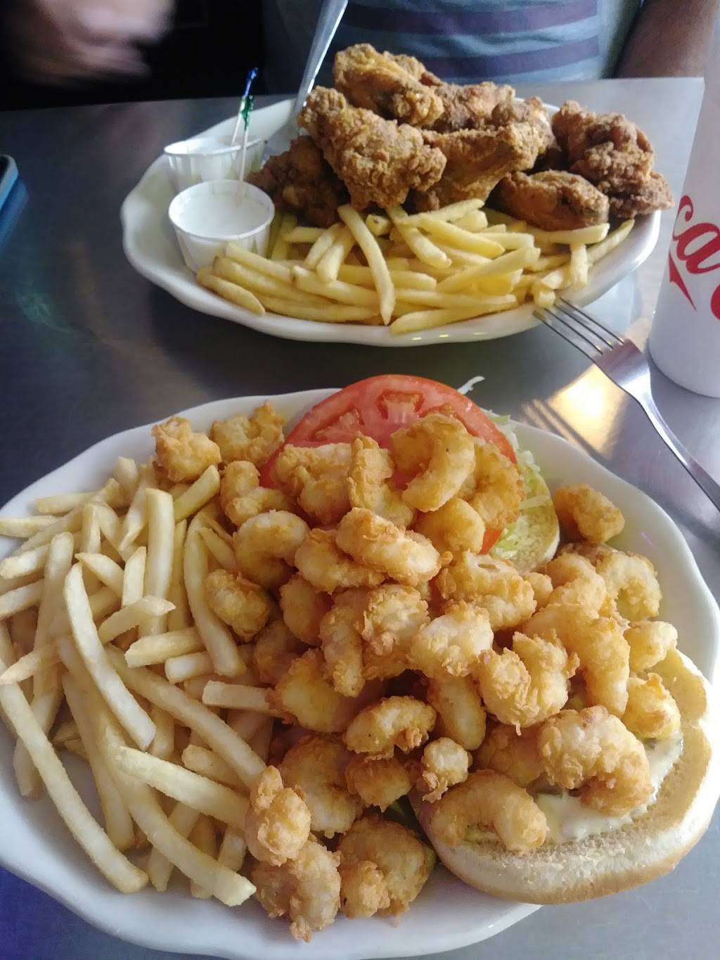 Brown Lantern | restaurant | 417 E Howard St, Live Oak, FL 32064, USA | 3863621133 OR +1 386-362-1133