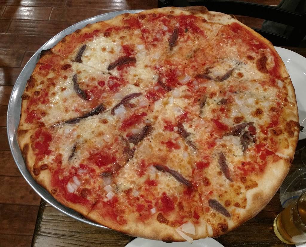 Denino’s Manahawkin | meal delivery | 100 McKinley Ave, Manahawkin, NJ 08050, USA | 6096222255 OR +1 609-622-2255