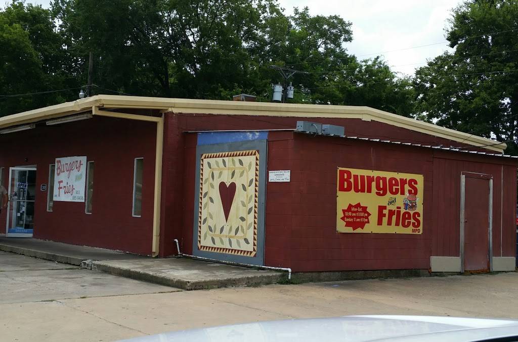 Burgers & Fries | restaurant | 208 College St, Sulphur Springs, TX 75482, USA | 9038859496 OR +1 903-885-9496