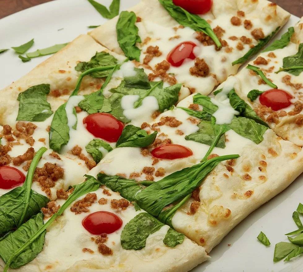 Roma Italian Bistro Pizzeria | restaurant | 655 5th Ave S #6601, Naples, FL 34102, USA | 2397767042 OR +1 239-776-7042