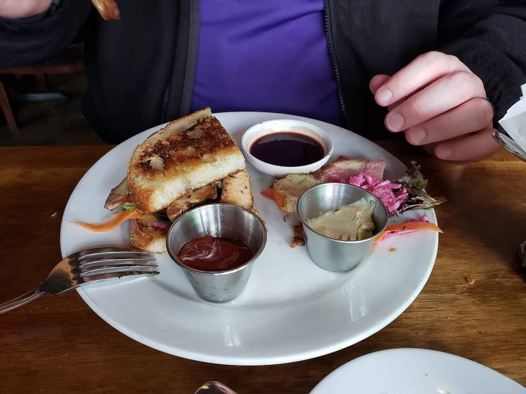 Café Rabelais | restaurant | 2442 Times Blvd, Houston, TX 77005, USA | 7135208841 OR +1 713-520-8841