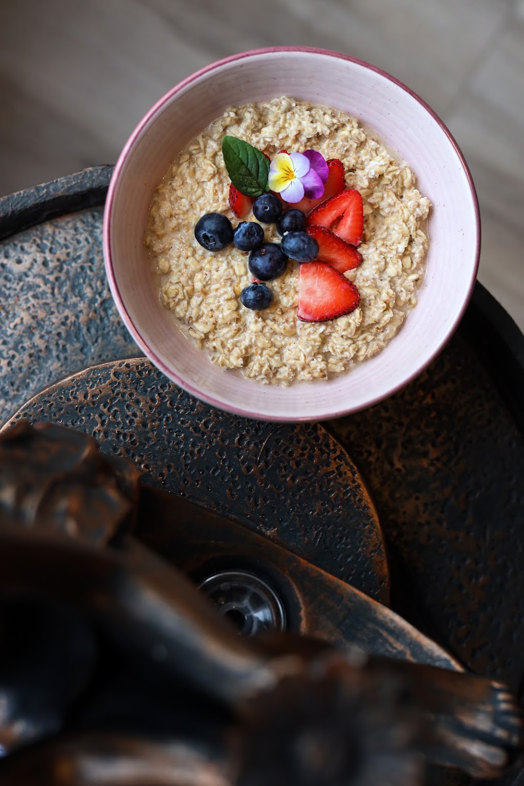 Elixir De La Lune | restaurant | 5544 La Jolla Blvd, La Jolla, CA 92037, USA | 6199858979 OR +1 619-985-8979