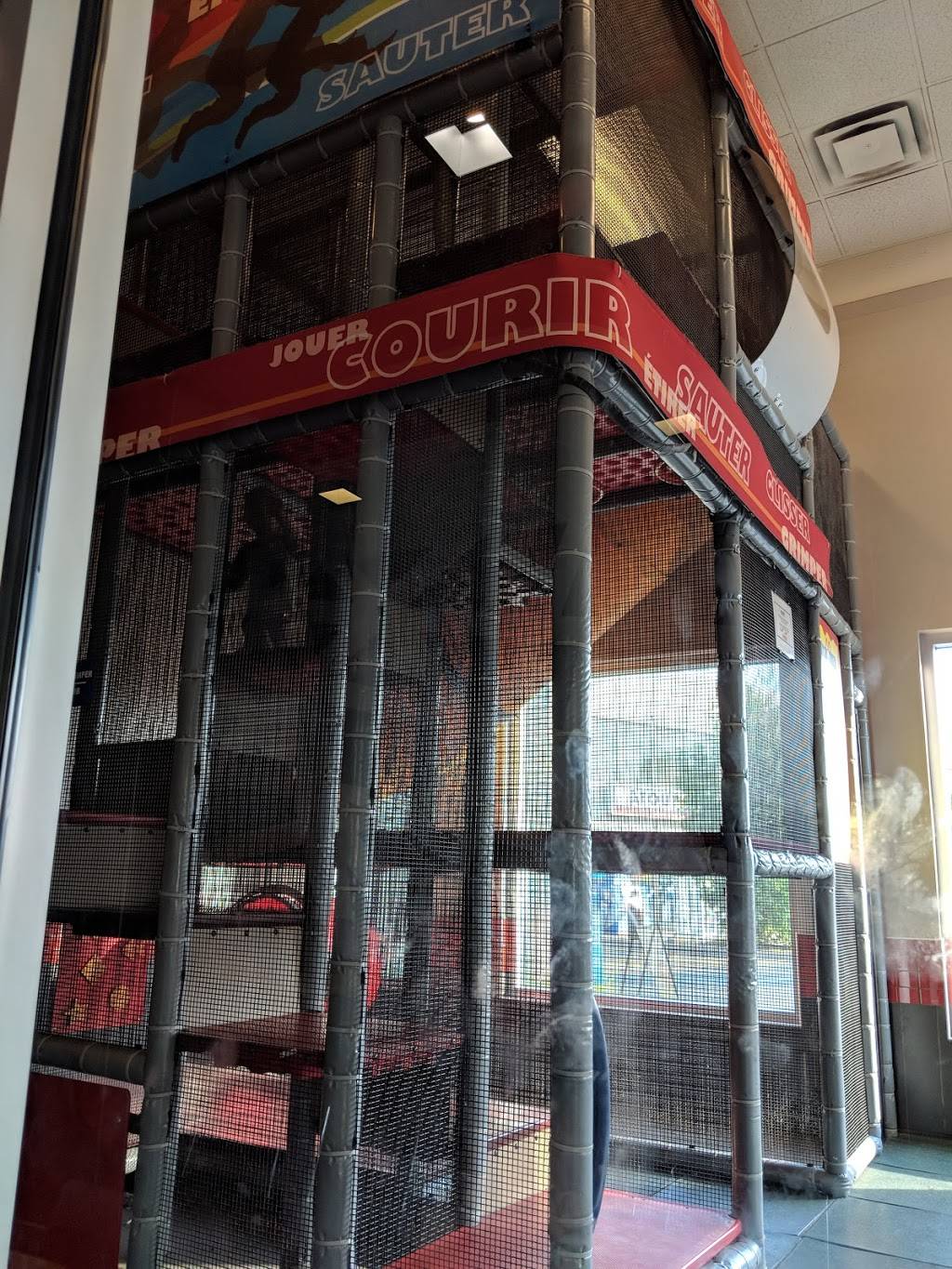 McDonalds | cafe | 2895 Boulevard de la Concorde E, Duvernay, QC H7E 2B5, Canada | 4506615072 OR +1 450-661-5072