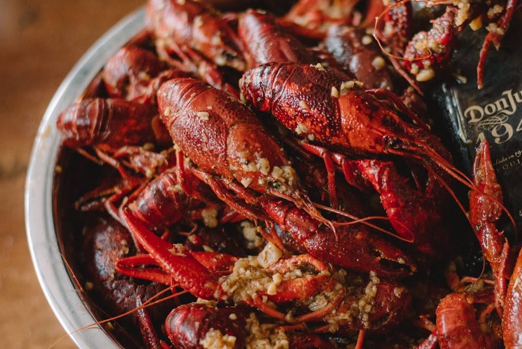 Reel Seafood & Wings | restaurant | 5425 Hwy 6 #b400, Missouri City, TX 77459, USA | 8329871492 OR +1 832-987-1492