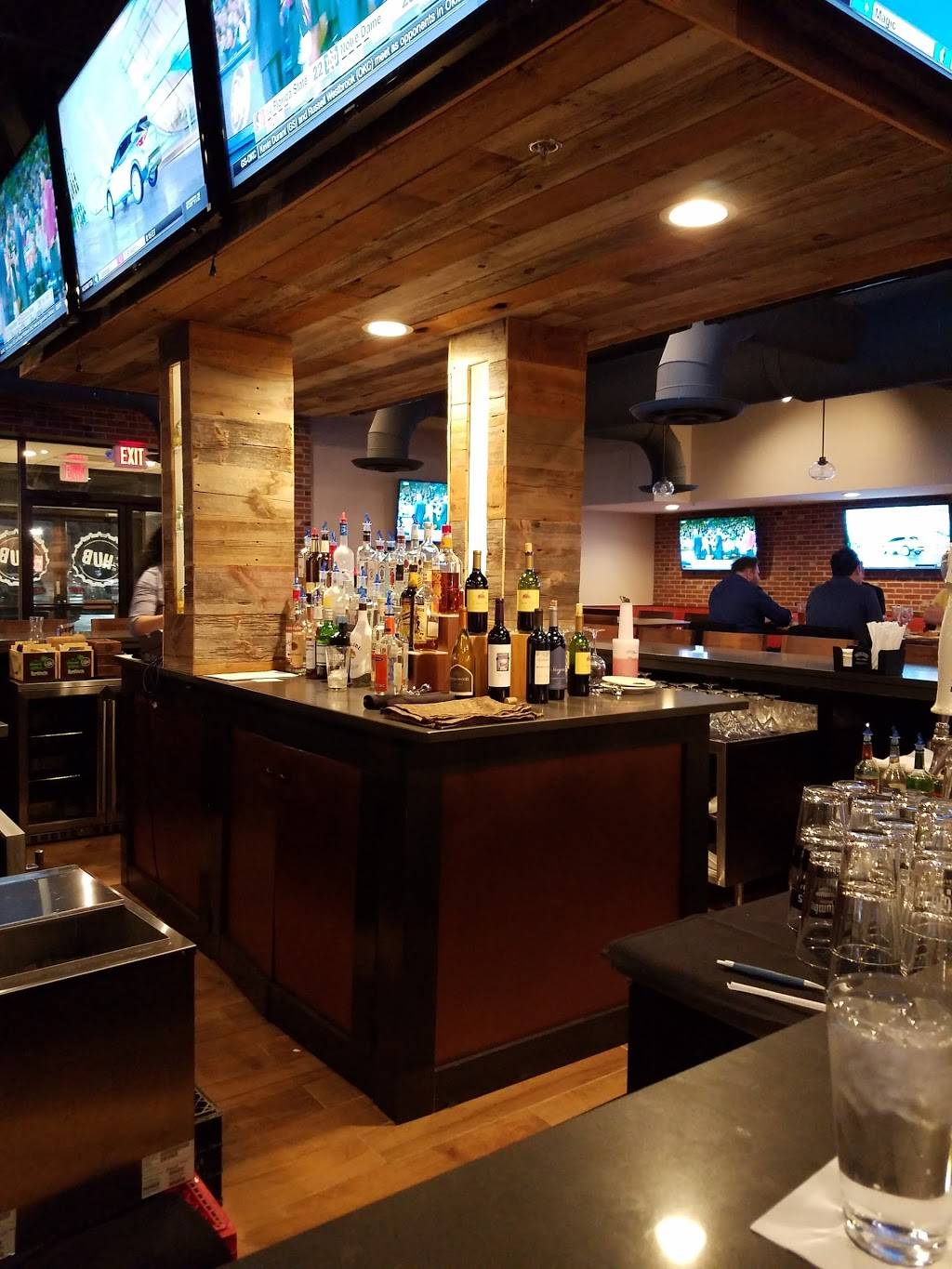 The Hub Bar & Grill | restaurant | 4181 W 150th St, Cleveland, OH 44135, USA | 2162527700 OR +1 216-252-7700